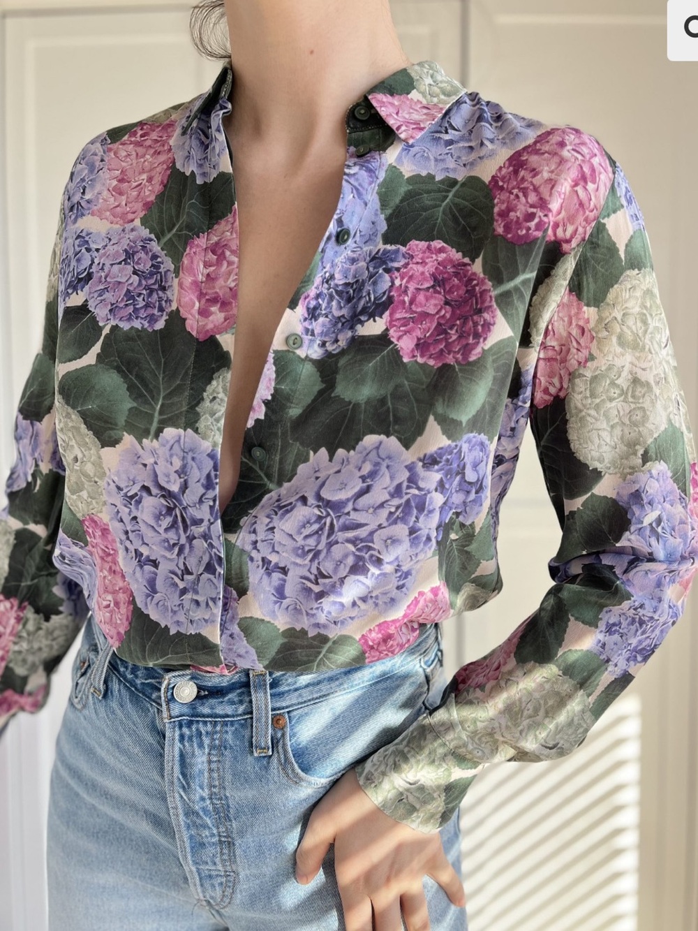 & Other Stories Hydrangea Floral Silk Blouse Button Down Long Sleeve Top Size 6